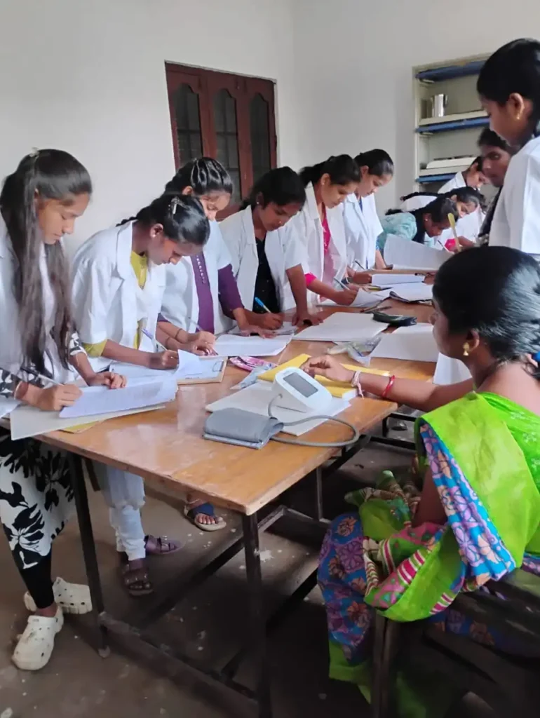 VGR College DMLT students
